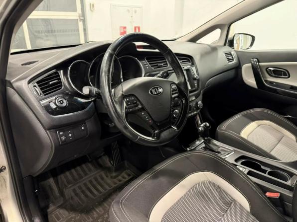 Kia Ceed II с пробегом 2013 года, цена 980 000 рублей, 147880 км, хэтчбек, Автокод Объявления