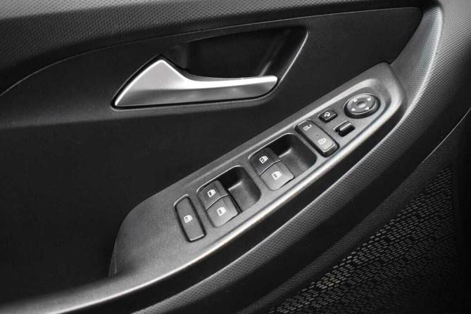Hyundai Creta II с пробегом 2021 года, цена 1 725 000 рублей, 162344 км, внедорожник, Автокод Объявления