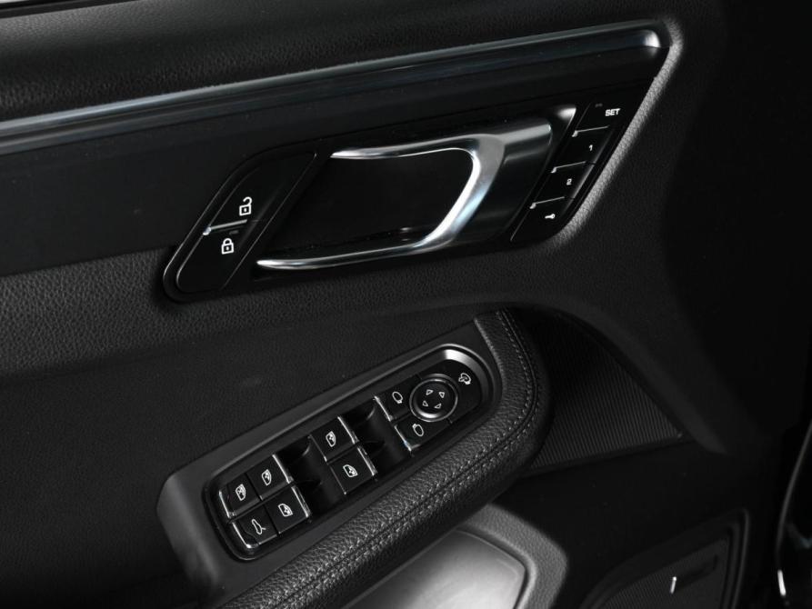 Porsche Macan I Рестайлинг Ростов-на-Дону  - изображение 23