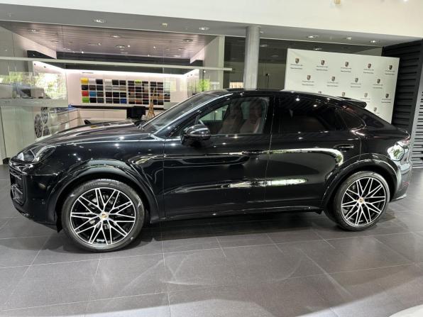 Porsche Cayenne IV с пробегом 2026 года, цена 18 900 000 рублей, 10 км, внедорожник, Автокод Объявления