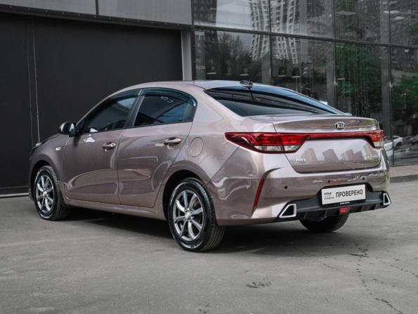 Kia Rio IV Рестайлинг с пробегом 2021 года, цена 1 700 000 рублей, 79858 км, седан, Автокод Объявления