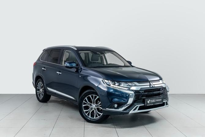 Mitsubishi Outlander III Рестайлинг 3 с пробегом 2020 года, цена 3 108 000 рублей, 97818 км, внедорожник, Автокод Объявления