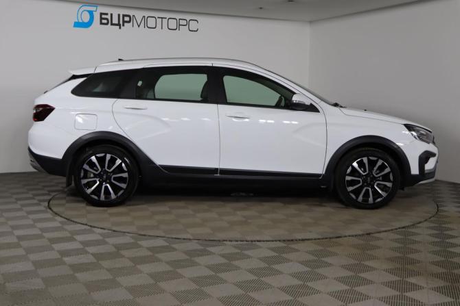Lada (ВАЗ) Vesta I Рестайлинг (NG) с пробегом 2024 года, цена 1 629 990 рублей, 18007 км, универсал, Автокод Объявления