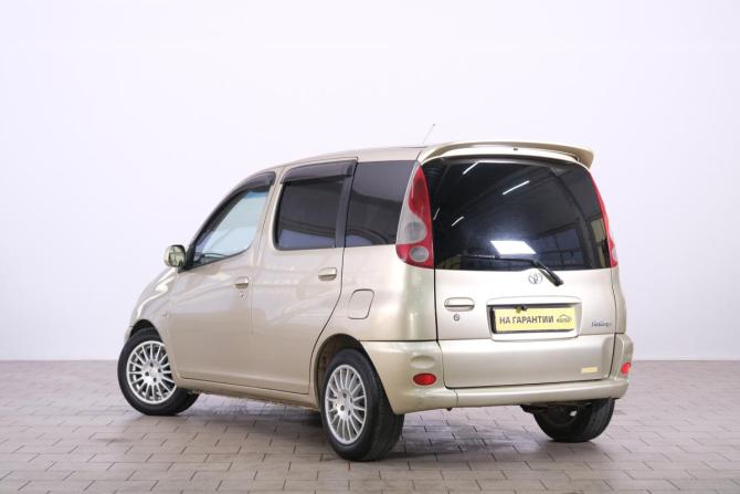 Toyota FunCargo с пробегом 2001 года, цена 489 000 рублей, 328500 км, компактвэн, Автокод Объявления