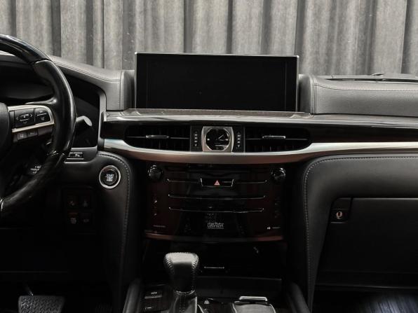 Lexus LX III Рестайлинг 2 с пробегом 2020 года, цена 8 749 000 рублей, 166000 км, внедорожник, Автокод Объявления