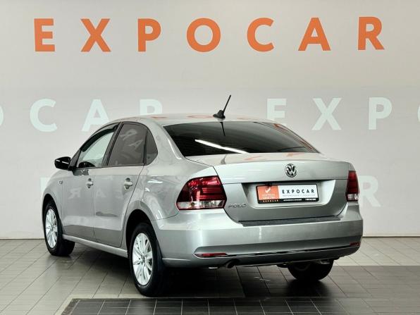 Volkswagen Polo V Рестайлинг с пробегом 2019 года, цена 855 000 рублей, 295030 км, седан, Автокод Объявления