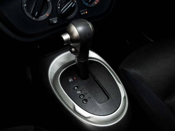 Nissan Juke I с пробегом 2014 года, цена 898 000 рублей, 195123 км, внедорожник, Автокод Объявления