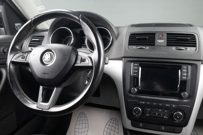 Skoda Yeti I Рестайлинг с пробегом 2016 года, цена 1 459 000 рублей, 198000 км, внедорожник, Автокод Объявления