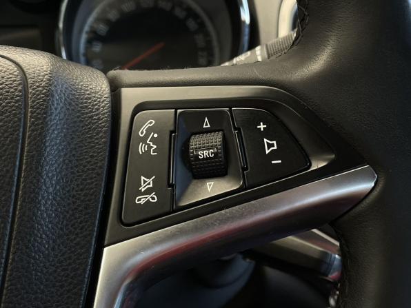 Opel Astra J с пробегом 2011 года, цена 507 000 рублей, 183102 км, хэтчбек, Автокод Объявления
