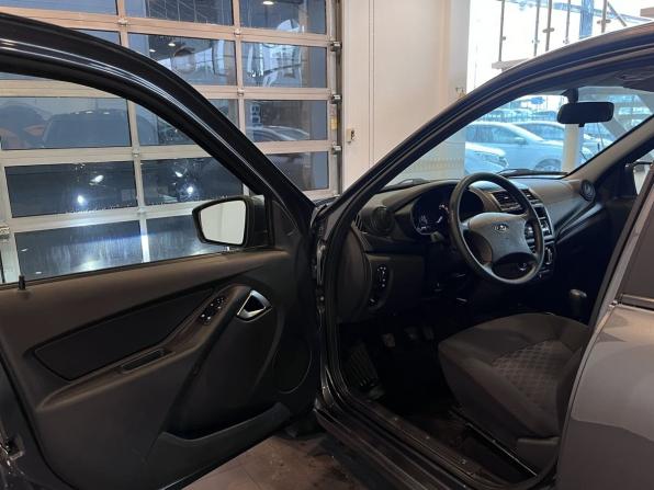 Lada (ВАЗ) Granta I Рестайлинг с пробегом 2024 года, цена 883 000 рублей, 53470 км, седан, Автокод Объявления