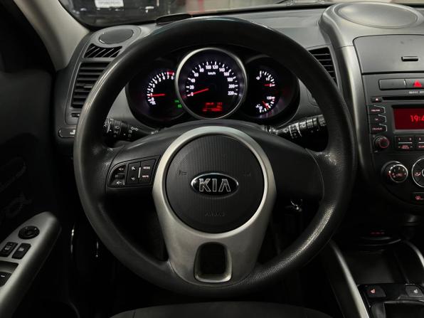 Kia Soul I Рестайлинг с пробегом 2013 года, цена 820 000 рублей, 192257 км, хэтчбек, Автокод Объявления