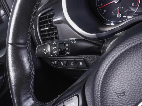 Kia Rio IV Рестайлинг с пробегом 2021 года, цена 1 849 000 рублей, 85623 км, хэтчбек, Автокод Объявления