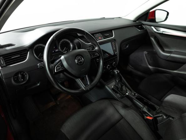 Skoda Octavia III (A7) Рестайлинг с пробегом 2017 года, цена 1 599 585 рублей, 140053 км, лифтбек, Автокод Объявления