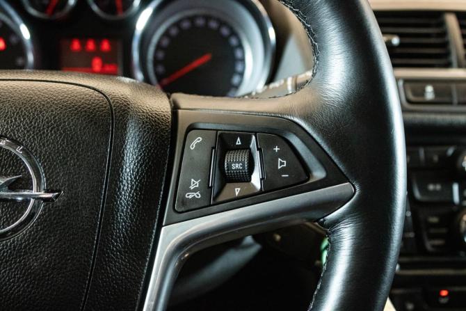 Opel Mokka I с пробегом 2013 года, цена 1 125 000 рублей, 116223 км, внедорожник, Автокод Объявления