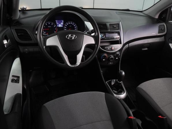 Hyundai Solaris I с пробегом 2011 года, цена 669 000 рублей, 136523 км, седан, Автокод Объявления
