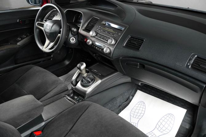 Honda Civic VIII Рестайлинг с пробегом 2011 года, цена 599 000 рублей, 366000 км, седан, Автокод Объявления