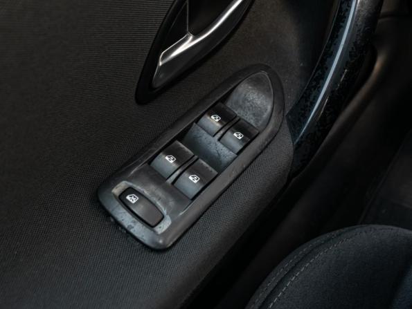 Renault Laguna II с пробегом 2005 года, цена 639 000 рублей, 234709 км, лифтбек, Автокод Объявления