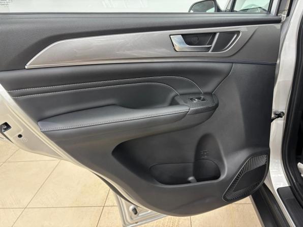 Haval M6 II с пробегом 2024 года, цена 1 860 000 рублей, 18200 км, внедорожник, Автокод Объявления