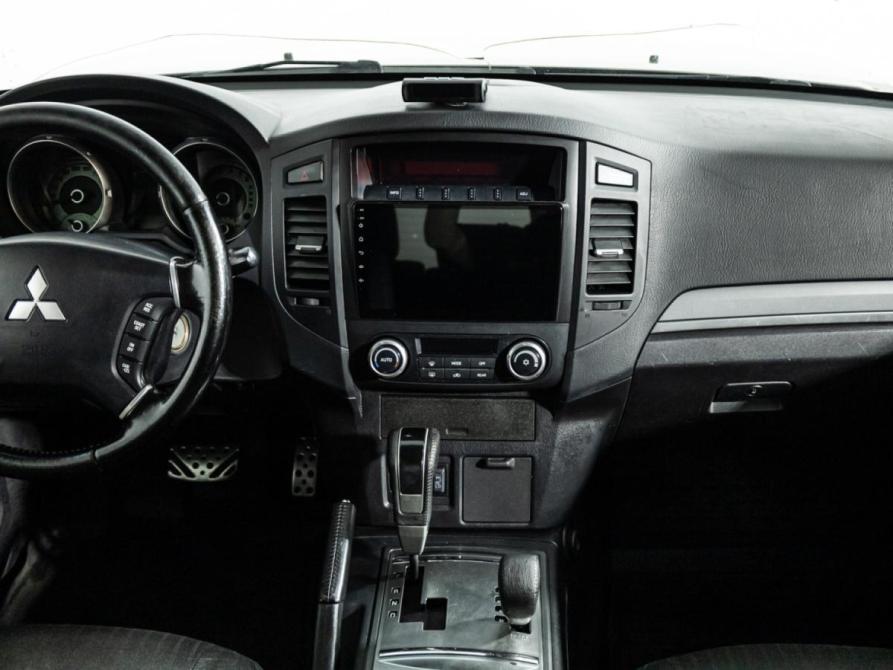 Mitsubishi Pajero IV Рестайлинг 1 Санкт-Петербург  - изображение 14