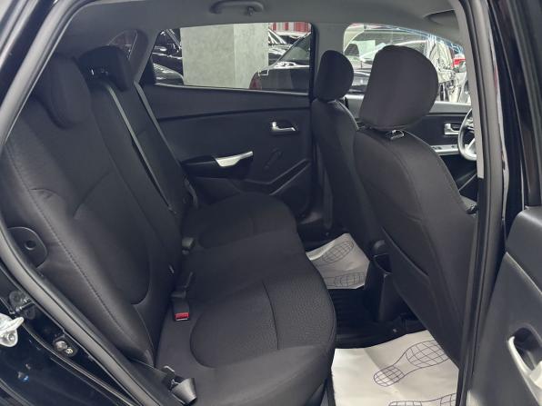 Kia Rio III с пробегом 2014 года, цена 935 000 рублей, 124163 км, хэтчбек, Автокод Объявления