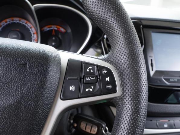 Lada (ВАЗ) Vesta I с пробегом 2019 года, цена 974 000 рублей, 96204 км, седан, Автокод Объявления