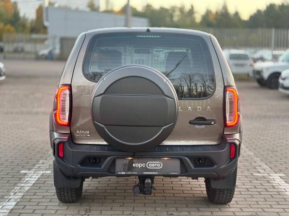 Lada (ВАЗ) Niva Travel I с пробегом 2024 года, цена 1 041 000 рублей, 37757 км, внедорожник, Автокод Объявления
