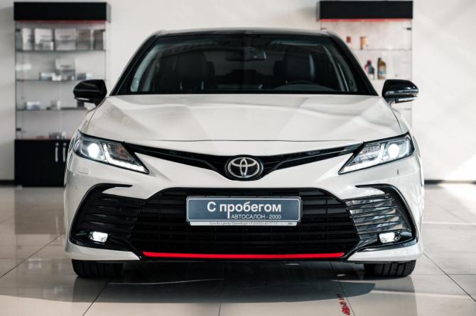 Toyota Camry VIII (XV70) Рестайлинг с пробегом 2021 года, цена 3 250 000 рублей, 61922 км, седан, Автокод Объявления