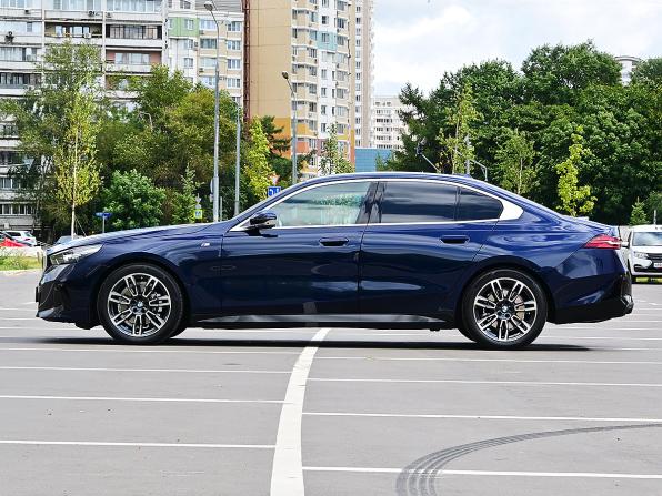 BMW 5 серии VIII (G60/G61/G68) с пробегом 2023 года, цена 7 198 000 рублей, 29729 км, седан, Автокод Объявления