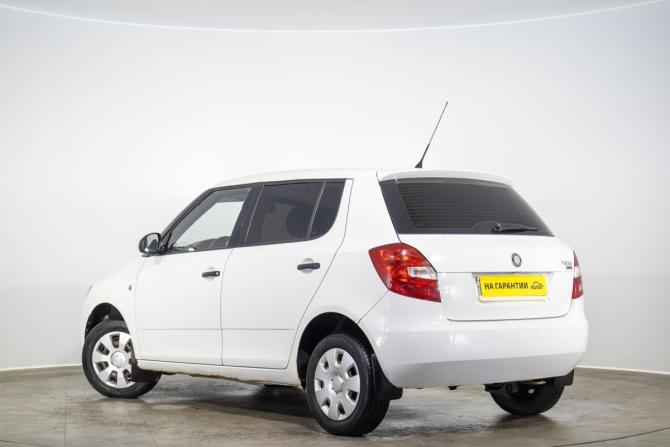 Skoda Fabia II с пробегом 2008 года, цена 399 000 рублей, 180454 км, хэтчбек, Автокод Объявления