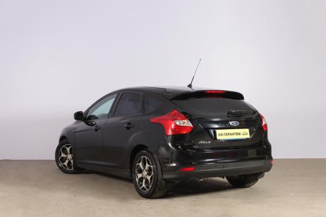 Ford Focus III с пробегом 2012 года, цена 729 000 рублей, 248581 км, хэтчбек, Автокод Объявления