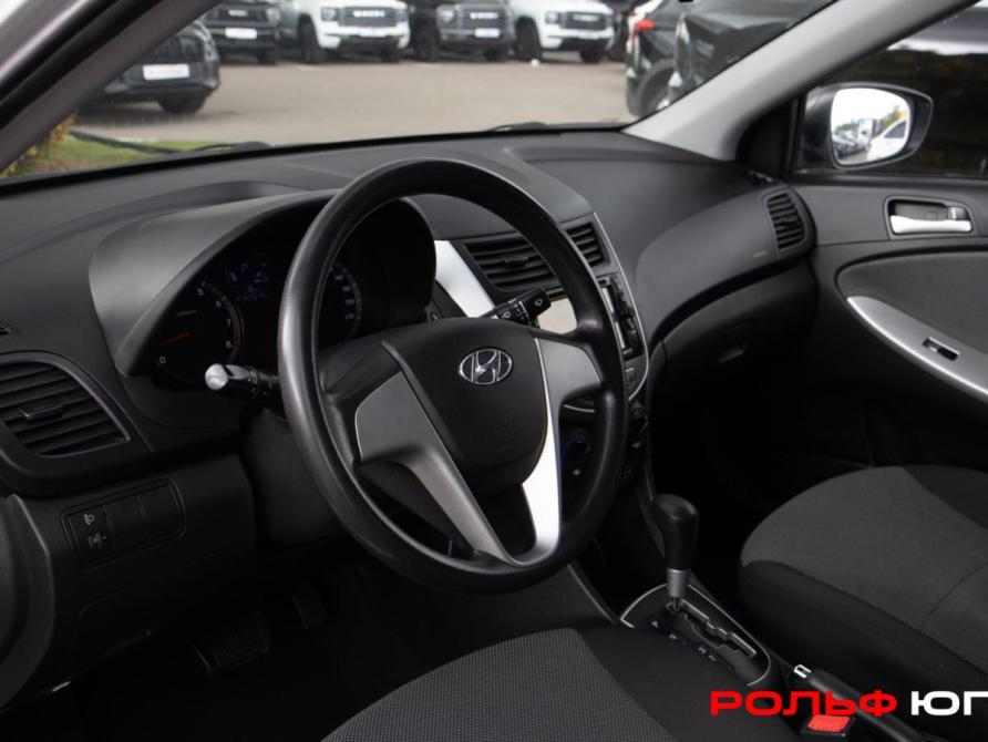 Hyundai Solaris I Москва  - изображение 10