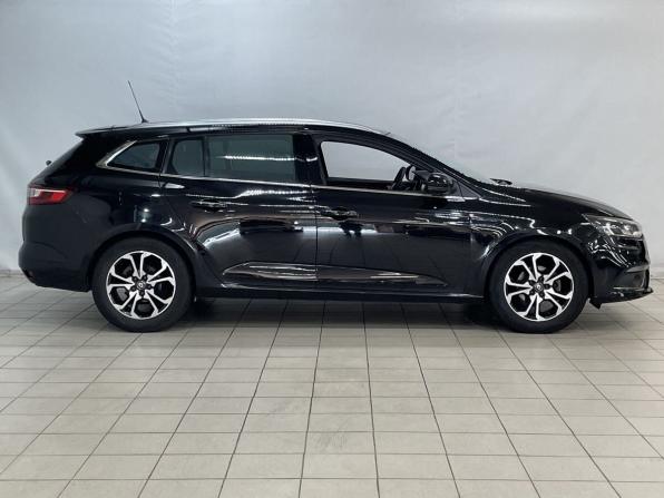 Renault Megane IV с пробегом 2018 года, цена 1 350 000 рублей, 178586 км, универсал, Автокод Объявления