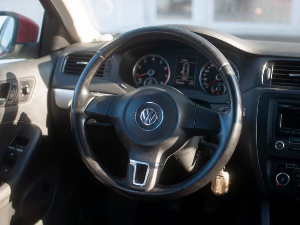 Volkswagen Jetta VI с пробегом 2012 года, цена 780 000 рублей, 270263 км, седан, Автокод Объявления