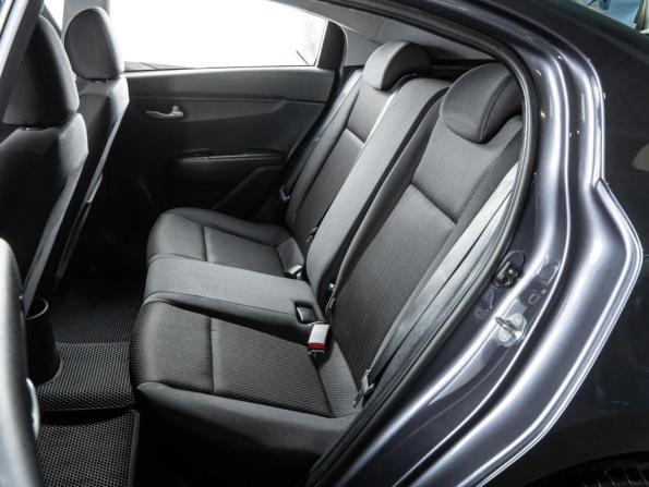 Kia Rio IV Рестайлинг с пробегом 2021 года, цена 1 899 000 рублей, 60299 км, седан, Автокод Объявления