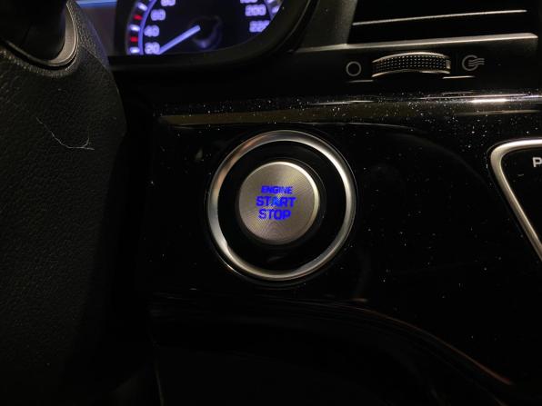 Hyundai Sonata VII (LF) Рестайлинг с пробегом 2019 года, цена 1 666 000 рублей, 179127 км, седан, Автокод Объявления