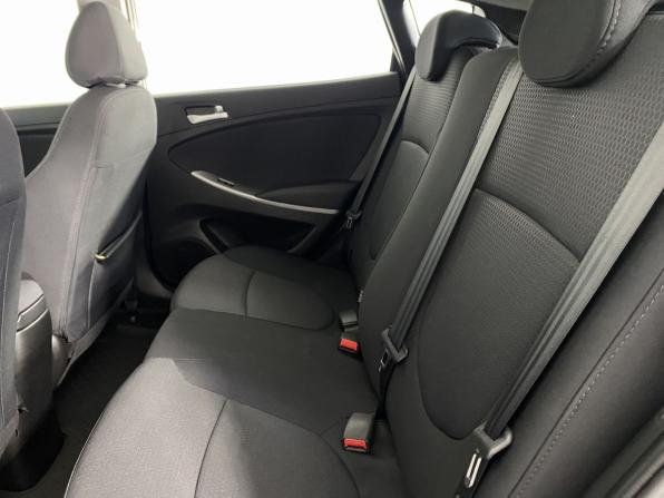 Hyundai Solaris I Рестайлинг с пробегом 2014 года, цена 899 000 рублей, 136180 км, хэтчбек, Автокод Объявления