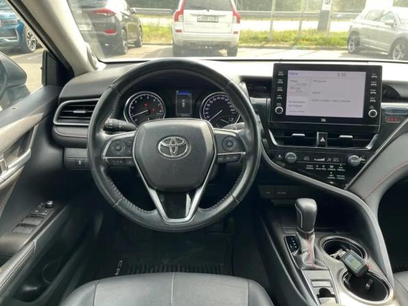 Toyota Camry VIII (XV70) Рестайлинг с пробегом 2022 года, цена 2 950 000 рублей, 130500 км, седан, Автокод Объявления