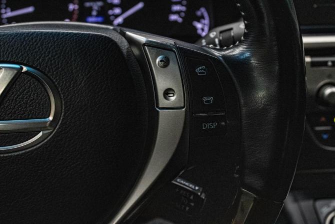 Lexus ES VI с пробегом 2014 года, цена 2 049 000 рублей, 132647 км, седан, Автокод Объявления