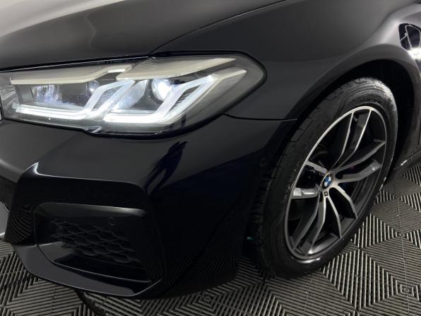 BMW 5 серии VII (G30/G31/G38) Рестайлинг с пробегом 2022 года, цена 4 999 000 рублей, 51744 км, седан, Автокод Объявления