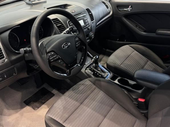 Kia Cerato III Рестайлинг (Classic) с пробегом 2017 года, цена 1 530 000 рублей, 106500 км, седан, Автокод Объявления