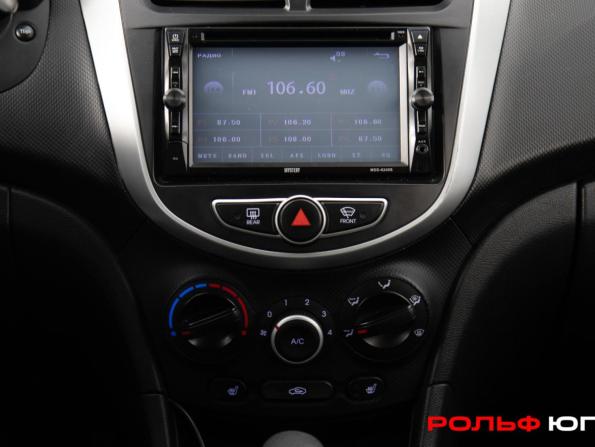 Hyundai Solaris I с пробегом 2011 года, цена 698 000 рублей, 147313 км, седан, Автокод Объявления