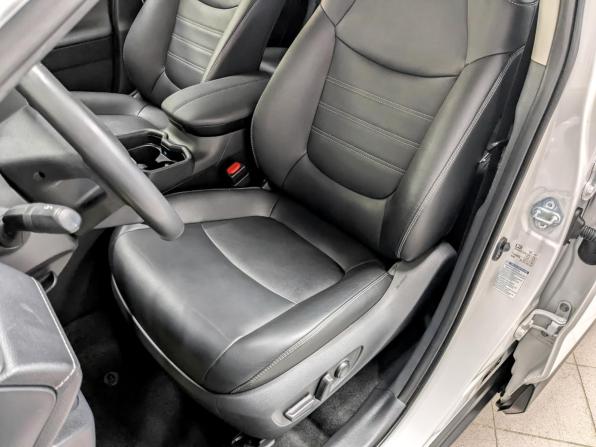 Toyota RAV4 V (XA50) с пробегом 2022 года, цена 3 890 000 рублей, 39291 км, внедорожник, Автокод Объявления