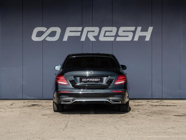 Mercedes-Benz E-Класс V (W213 S213 C238) с пробегом 2018 года, цена 3 180 000 рублей, 122893 км, седан, Автокод Объявления
