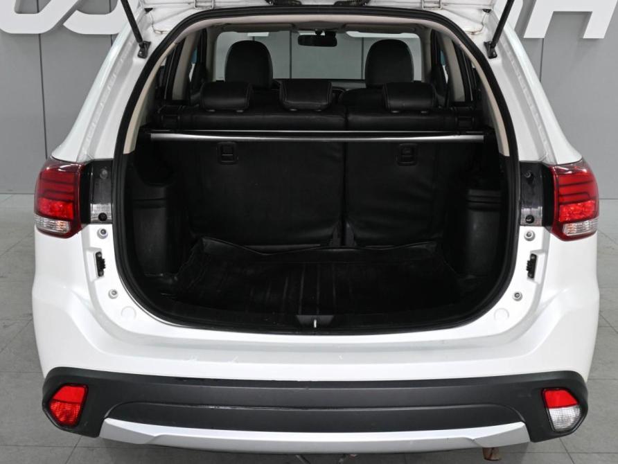 Mitsubishi Outlander III Рестайлинг 2 Ростов-на-Дону  - изображение 19