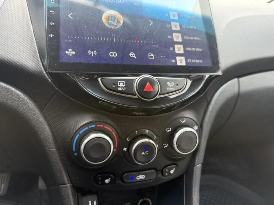Hyundai Solaris I Рестайлинг Ростов-на-Дону  - изображение 12