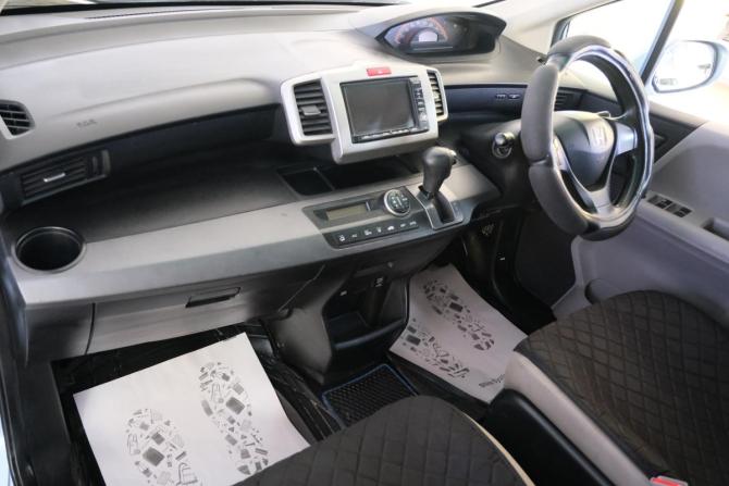 Honda Freed I с пробегом 2010 года, цена 1 199 000 рублей, 203000 км, компактвэн, Автокод Объявления