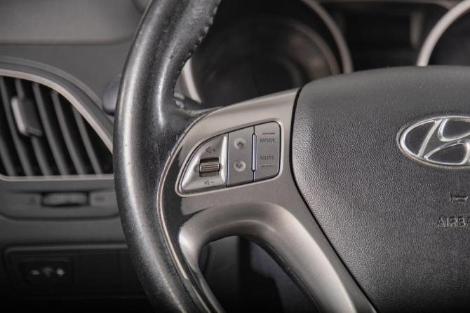 Hyundai ix35 I с пробегом 2012 года, цена 1 299 000 рублей, 156500 км, внедорожник, Автокод Объявления