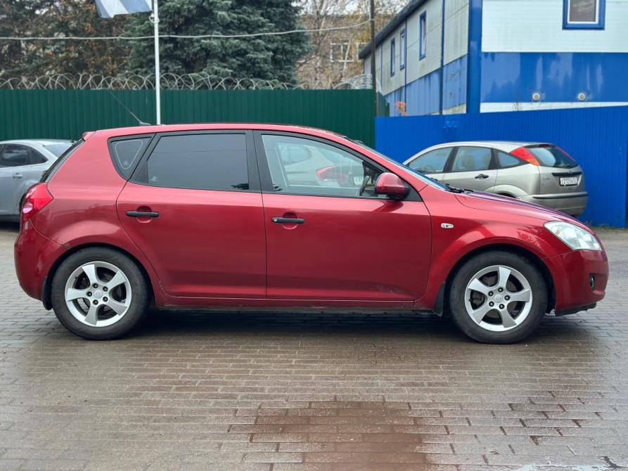 Kia Ceed I Великий Новгород  - изображение 7