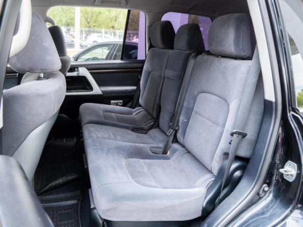 Toyota Land Cruiser 200 Series Рестайлинг 2 с пробегом 2016 года, цена 4 300 000 рублей, 271568 км, внедорожник, Автокод Объявления