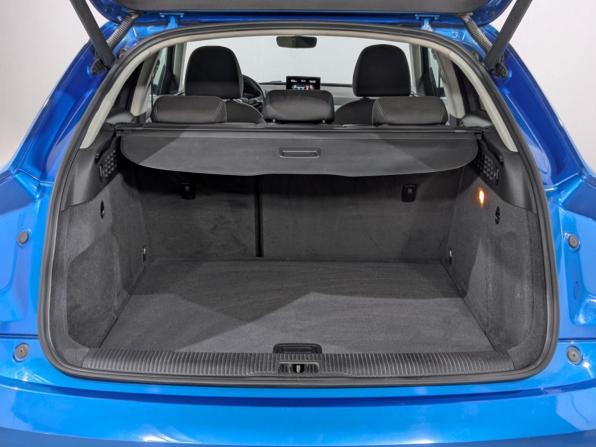 Audi Q3 I (8U) Рестайлинг с пробегом 2015 года, цена 1 990 000 рублей, 91401 км, внедорожник, Автокод Объявления